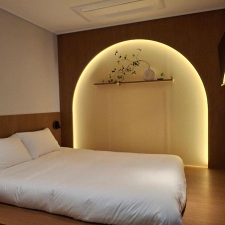 Huga Inn Seoul Exterior foto